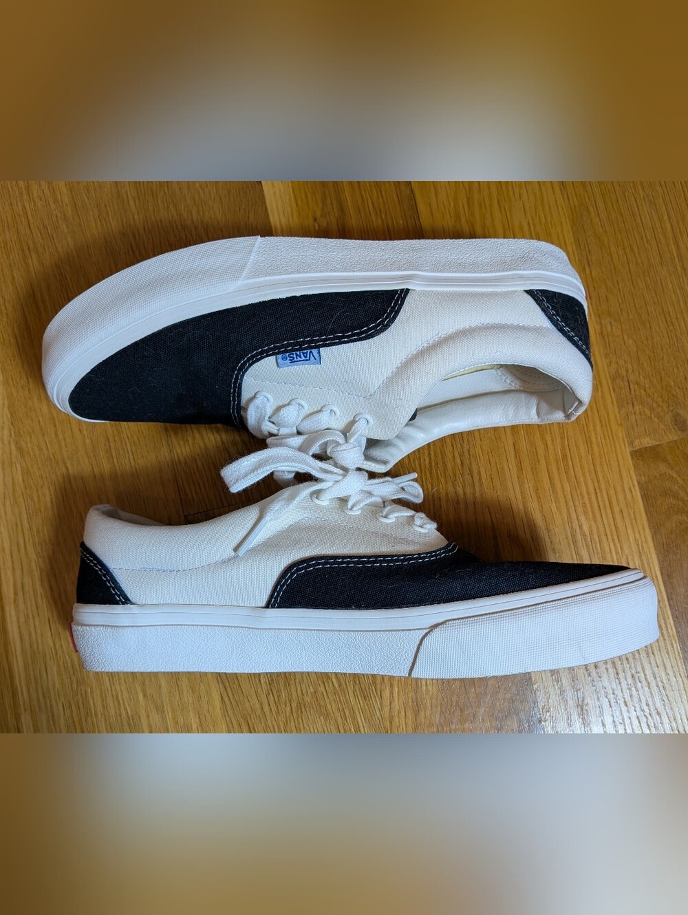 NOT AVAILABLE Vans Black & White Canvas Low-Top Sneakers